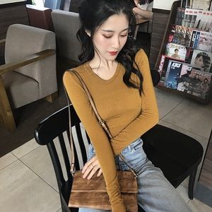 Slim fitted round neck stretch top (yellow)